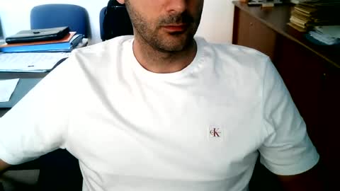 Snapshot of giuseppevai1 chatting on June 2026 09:41:01 AM giuseppevai1 online show from June 2026 09:41:01 AM