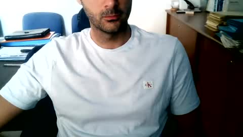 Snapshot of giuseppevai1 chatting on July 2026 09:15:01 AM giuseppevai1 online show from July 2026 09:15:01 AM