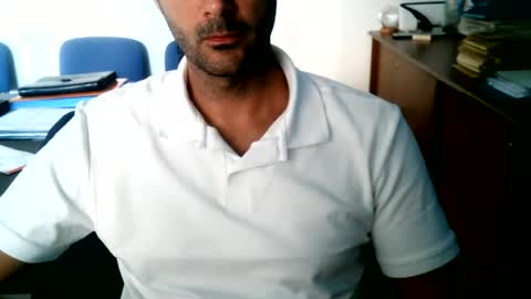 Snapshot of giuseppevai1 chatting on July 2026 08:51:02 AM giuseppevai1 online show from July 2026 08:51:02 AM