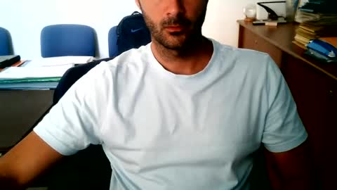 Snapshot of giuseppevai1 chatting on July 2026 09:56:02 AM giuseppevai1 online show from July 2026 09:56:02 AM
