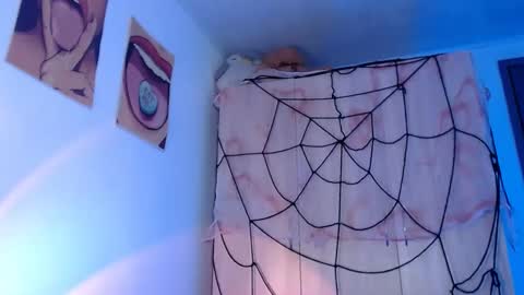 Nice to meet you my name is Heyli  online show from October 2025 02:44:01 AM