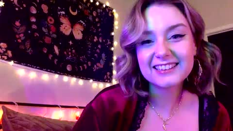 givemesweetdreams online show from March 2025 12:00:02 AM