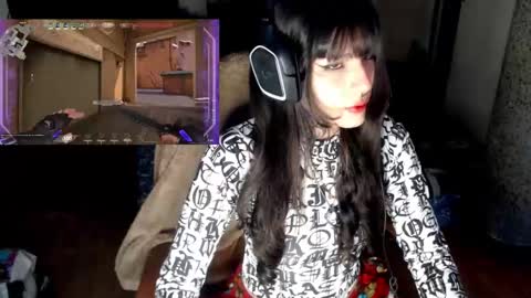 Snapshot of givenom chatting on October 2025 09:33:01 PM dirtyvenom online show from October 2025 09:33:01 PM