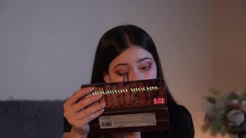 Agness online show from October 2025 02:50:01 PM