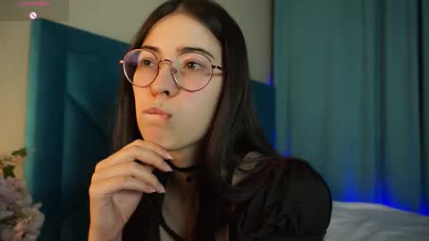 Agness online show from October 2025 02:29:01 PM