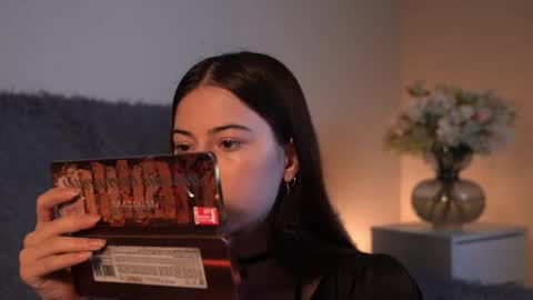 Agness online show from November 2025 02:50:02 PM