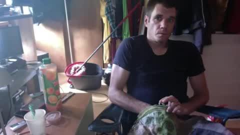 Snapshot of gizmomaster chatting on July 2026 06:53:02 AM dutch rave guy c2c dutch online show from July 2026 06:53:02 AM