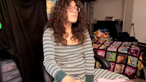 glaceon9 online show from November 2025 09:02:01 PM