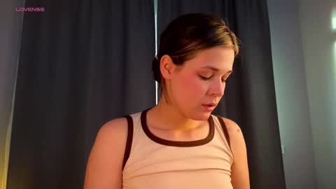 Michelle online show from October 2025 03:14:02 AM