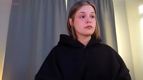 Michelle online show from October 2025 03:15:01 AM