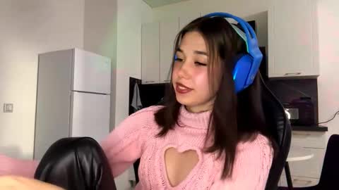 Snapshot of gladysgoodness chatting on October 2025 01:00:01 PM Ann online show from October 2025 01:00:01 PM