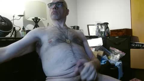 glaikind925958 online show from April 2026 03:49:02 AM
