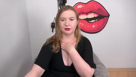 Nikki online show from September 2025 11:44:02 AM