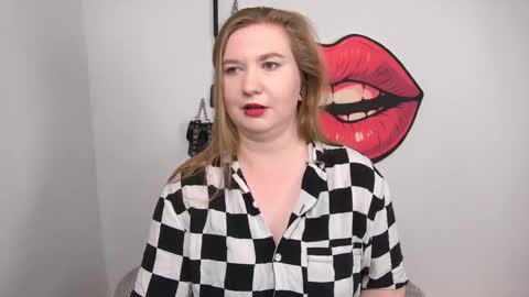 Nikki online show from November 2025 04:30:02 PM