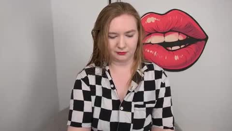 Nikki online show from November 2025 04:12:02 PM