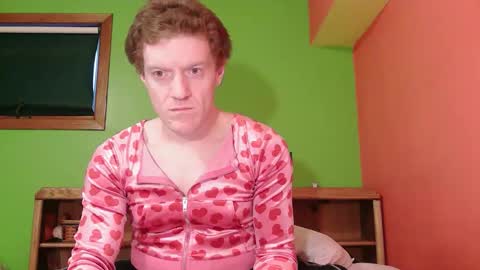 glam trans goddess online show from February 2026 11:03:02 PM