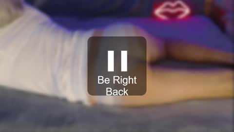 Snapshot of glan_do_line chatting on December 2024 09:16:02 AM Pauline online show from December 2024 09:16:02 AM