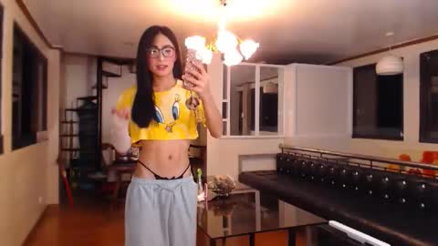 Snapshot of gleiahong chatting on September 2025 12:10:02 PM gleiahong online show from September 2025 12:10:02 PM