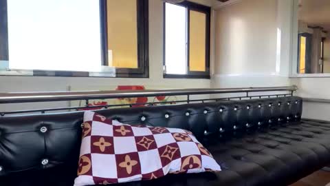 Snapshot of gleiahong chatting on November 2025 02:11:02 AM gleiahong online show from November 2025 02:11:02 AM