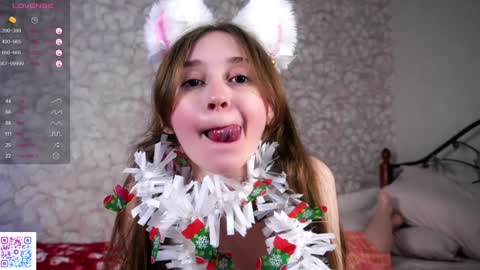 Snapshot of glennabardy chatting on December 2024 03:49:02 PM Sandra online show from December 2024 03:49:02 PM