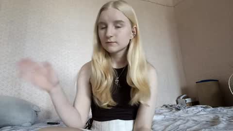 Laura online show from April 2026 11:04:02 AM