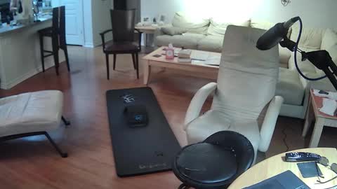 glennbitch online show from November 2025 04:01:02 AM