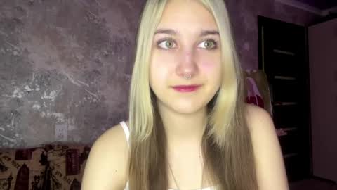 Kelly online show from April 2026 12:41:02 PM