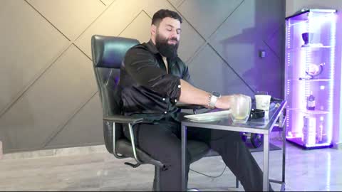 Snapshot of glennmasters chatting on December 2024 04:21:01 AM Matthew .. for short call me Matt online show from December 2024 04:21:01 AM