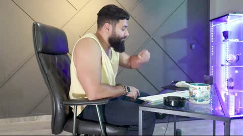 Snapshot of glennmasters chatting on December 2024 03:44:01 PM Matthew .. for short call me Matt online show from December 2024 03:44:01 PM