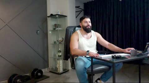 Snapshot of glennmasters chatting on December 2024 03:09:02 PM Matthew .. for short call me Matt online show from December 2024 03:09:02 PM