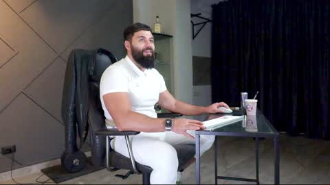 Snapshot of glennmasters chatting on January 2025 05:37:02 AM Matthew .. for short call me Matt online show from January 2025 05:37:02 AM
