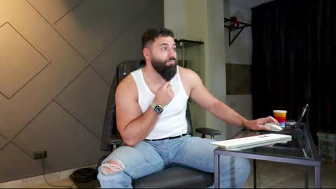 Snapshot of glennmasters chatting on January 2025 04:47:01 AM Matthew .. for short call me Matt online show from January 2025 04:47:01 AM