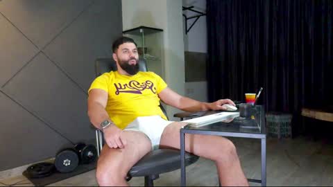 Snapshot of glennmasters chatting on January 2025 04:32:01 AM Matthew .. for short call me Matt online show from January 2025 04:32:01 AM