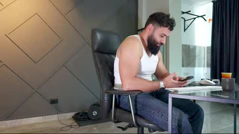 Snapshot of glennmasters chatting on February 2025 09:31:01 AM Matthew .. for short call me Matt online show from February 2025 09:31:01 AM