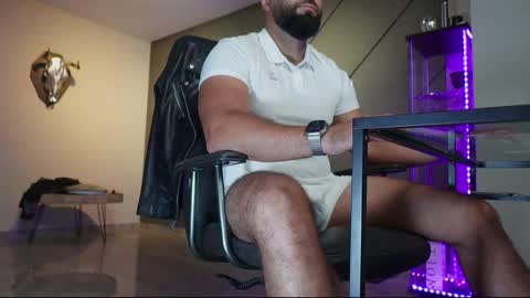 Snapshot of glennmasters chatting on September 2025 09:25:01 PM Matthew .. for short call me Matt online show from September 2025 09:25:01 PM