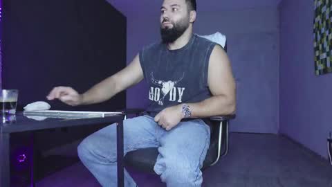 Matthew .. for short call me Matt online show from December 2025 05:48:02 AM