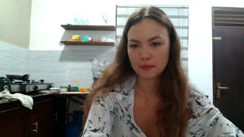 glitter_doll online show from November 2025 09:09:01 AM