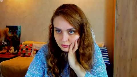 Gloria Wood online show from April 2026 06:15:01 PM