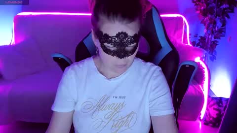 gloriagrays online show from September 2025 07:25:01 PM