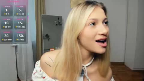 Cherry online show from October 2025 07:38:01 AM