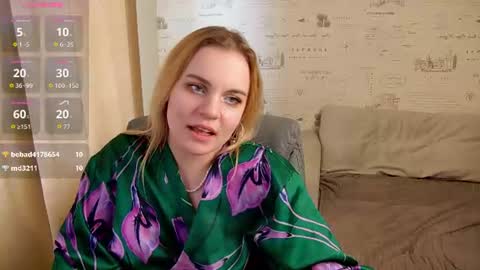 Snapshot of glow_margo chatting on July 2026 07:23:02 AM Margo online show from July 2026 07:23:02 AM