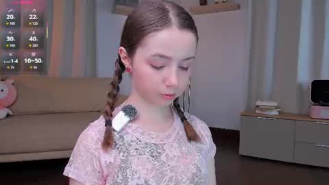 Ann Eliz and Gigi online show from July 2026 07:42:02 PM