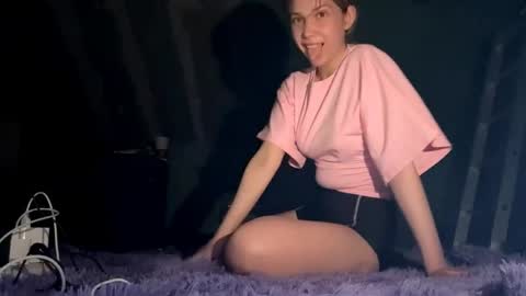 glyndabrierre online show from April 2026 07:58:02 PM