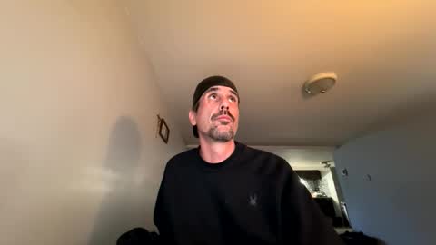 gmang4242 online show from February 2026 07:14:02 PM