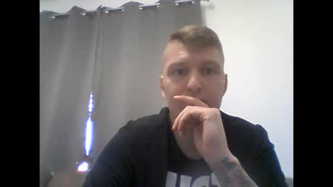 Snapshot of gmonay1331 chatting on October 2025 12:39:02 AM gmonay1331 online show from October 2025 12:39:02 AM