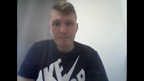 Snapshot of gmonay1331 chatting on October 2025 10:29:02 PM gmonay1331 online show from October 2025 10:29:02 PM