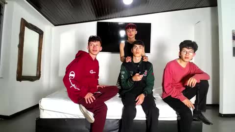 THOMAS AND DAMIAND online show from September 2025 05:51:02 PM