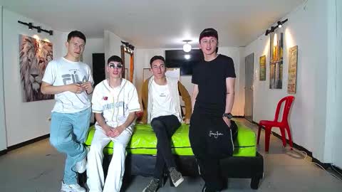 THOMAS AND DAMIAND online show from November 2025 06:28:02 PM