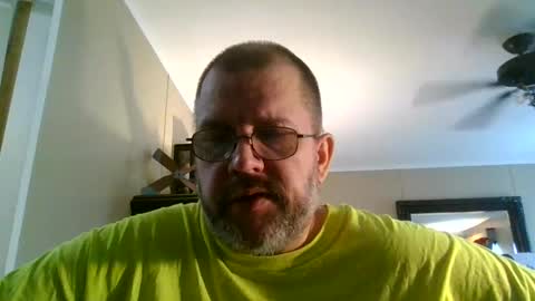 Snapshot of gobey33 chatting on September 2025 06:09:01 PM IDKIDCIDGAF online show from September 2025 06:09:01 PM