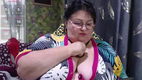 Snapshot of goddess57 chatting on October 2025 07:50:01 AM Goddess online show from October 2025 07:50:01 AM